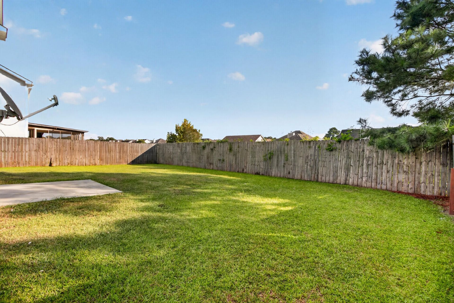 7741 Kinston Street Photo 31