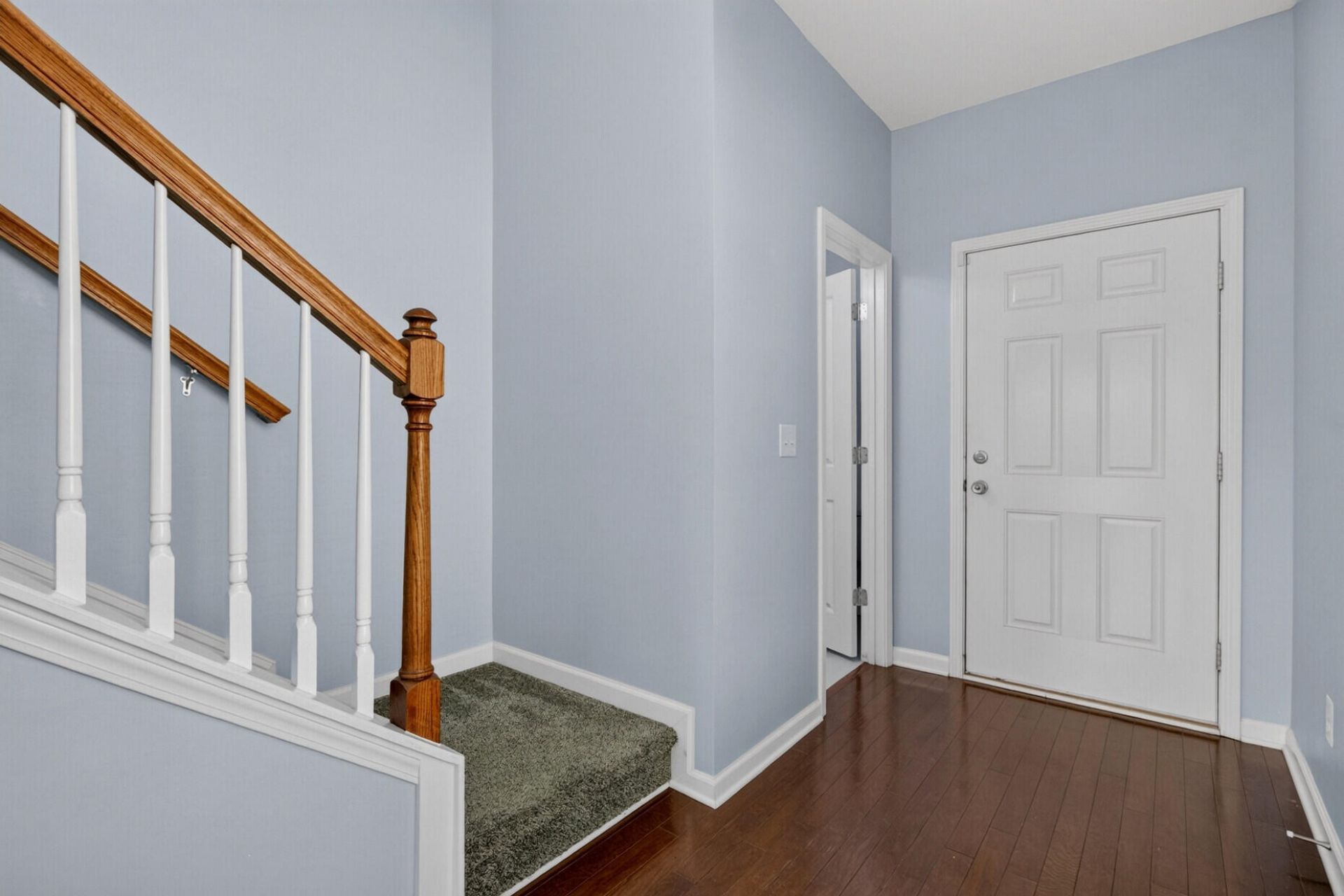 7741 Kinston Street Photo 5