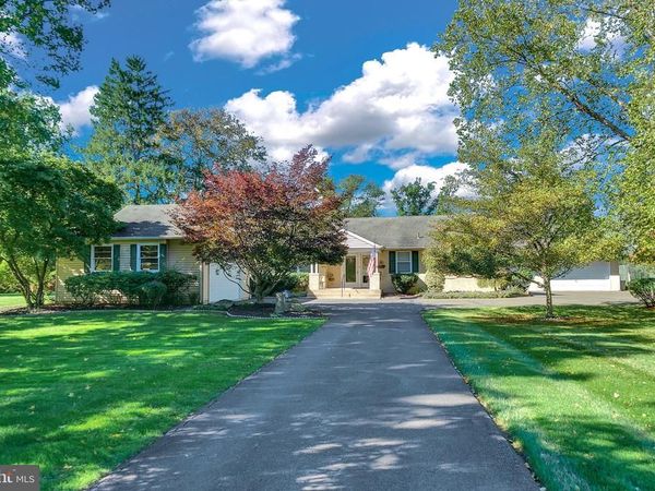 831 PLYMOUTH ROAD, AMBLER, PA 19002