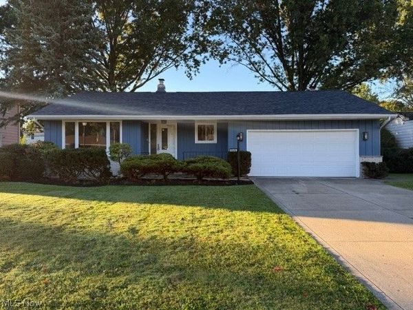 4616 Queen Mary Drive , South Euclid, OH 44121