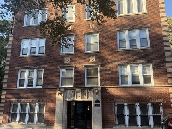 1050 W Dakin Street , Unit G2, Chicago, IL 60613