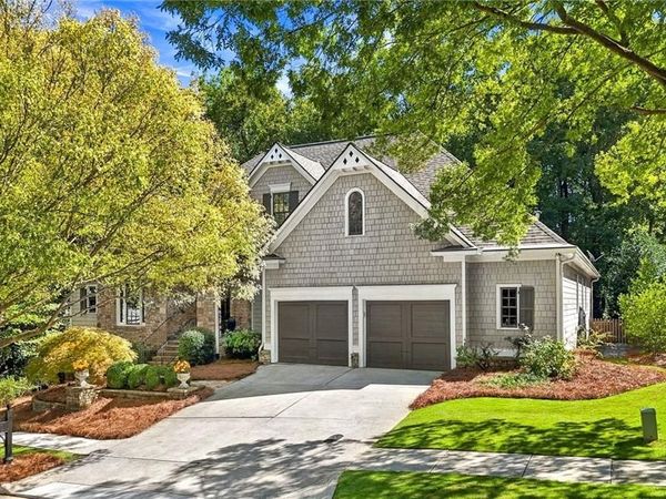 2940 Woodvale Court, Alpharetta, GA 30022