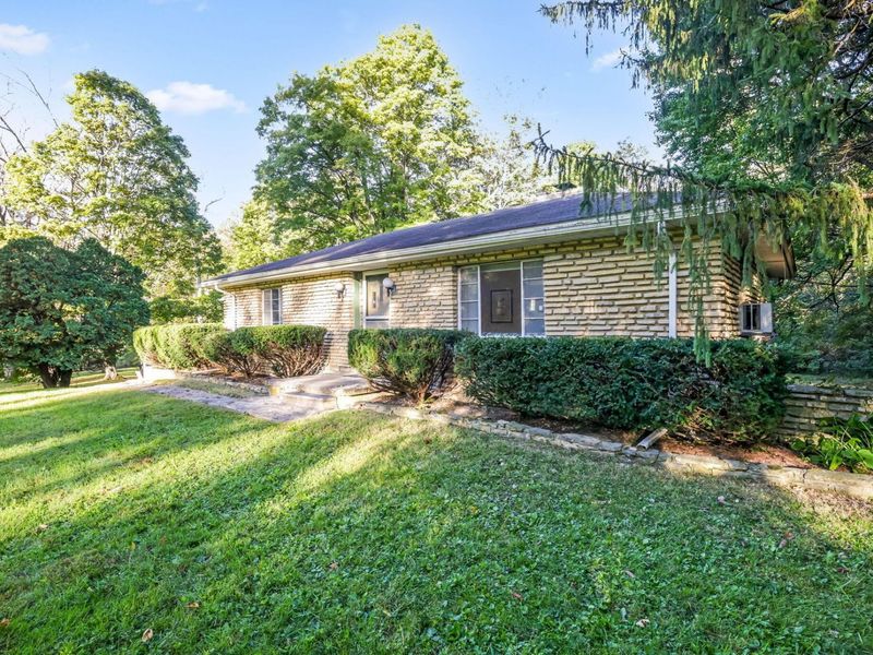 7868 Clark State Road, Blacklick, OH 43004 Photo 3