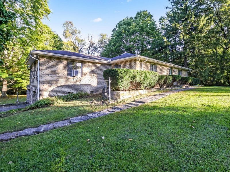7868 Clark State Road, Blacklick, OH 43004 Photo 4
