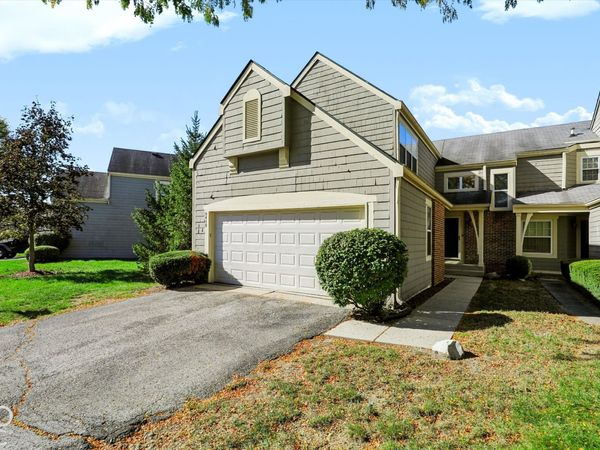 9450 Aberdare Drive, Unit 34, Indianapolis, IN 46250