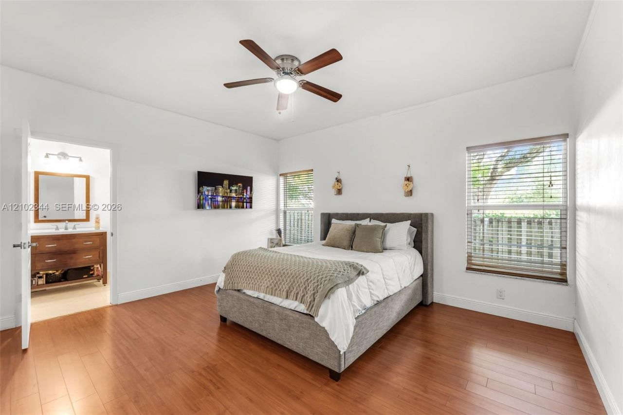 9064 SW 215th Ter, Cutler Bay, FL 33189 Photo