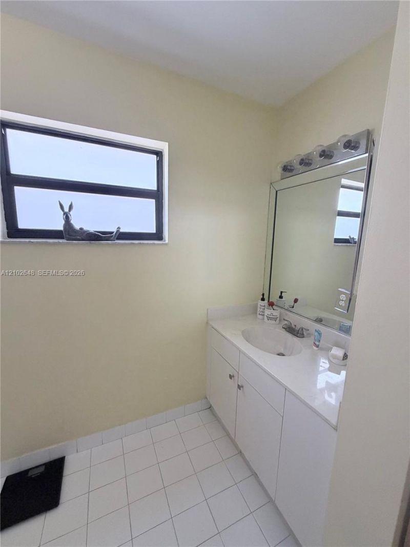 Please Call For Address, Hialeah, FL 33015 Photo