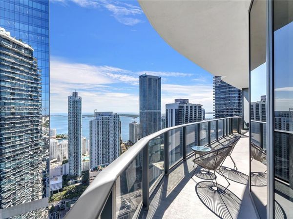 45 SW 9th St , Unit 4501, Miami, FL 33130