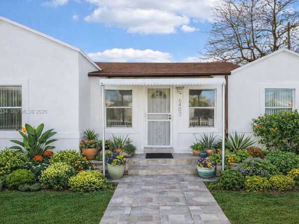 6402 NW 8th Ave , Miami, FL 33150