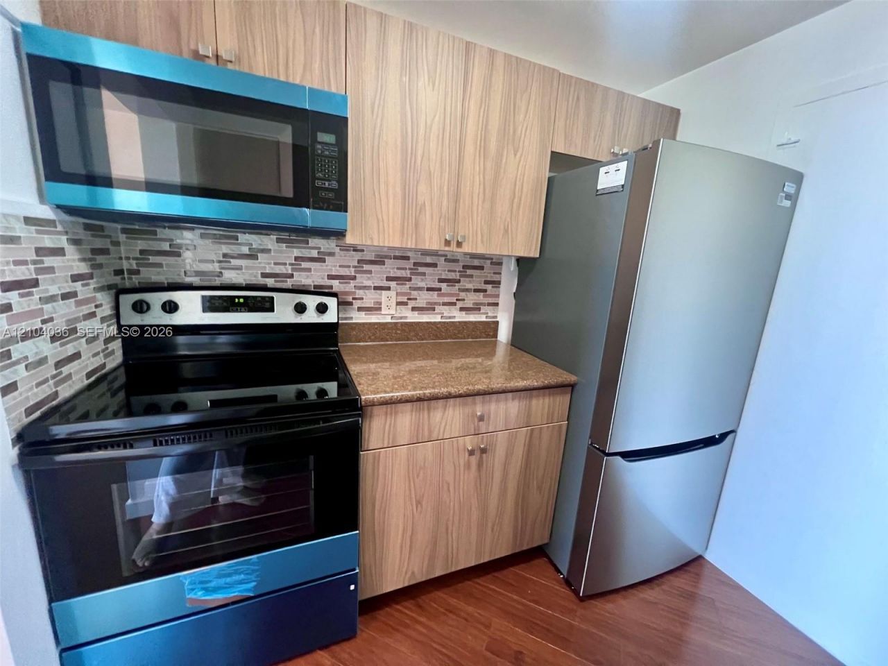 2020 NE 135th St , Unit 810, North Miami, FL 33181 Photo