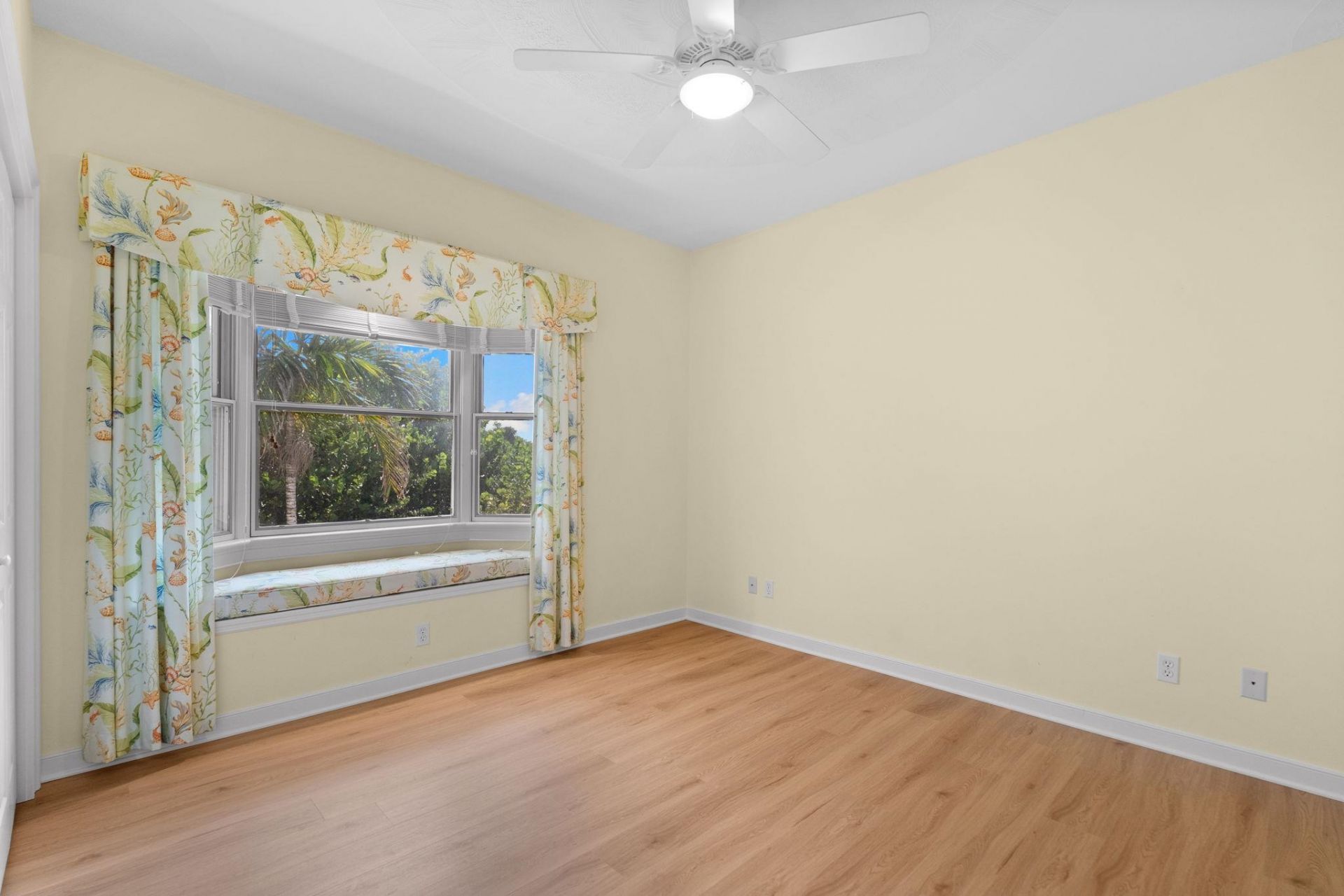 475 Las Tiendas Ln, Sanibel, FL 33957 Photo