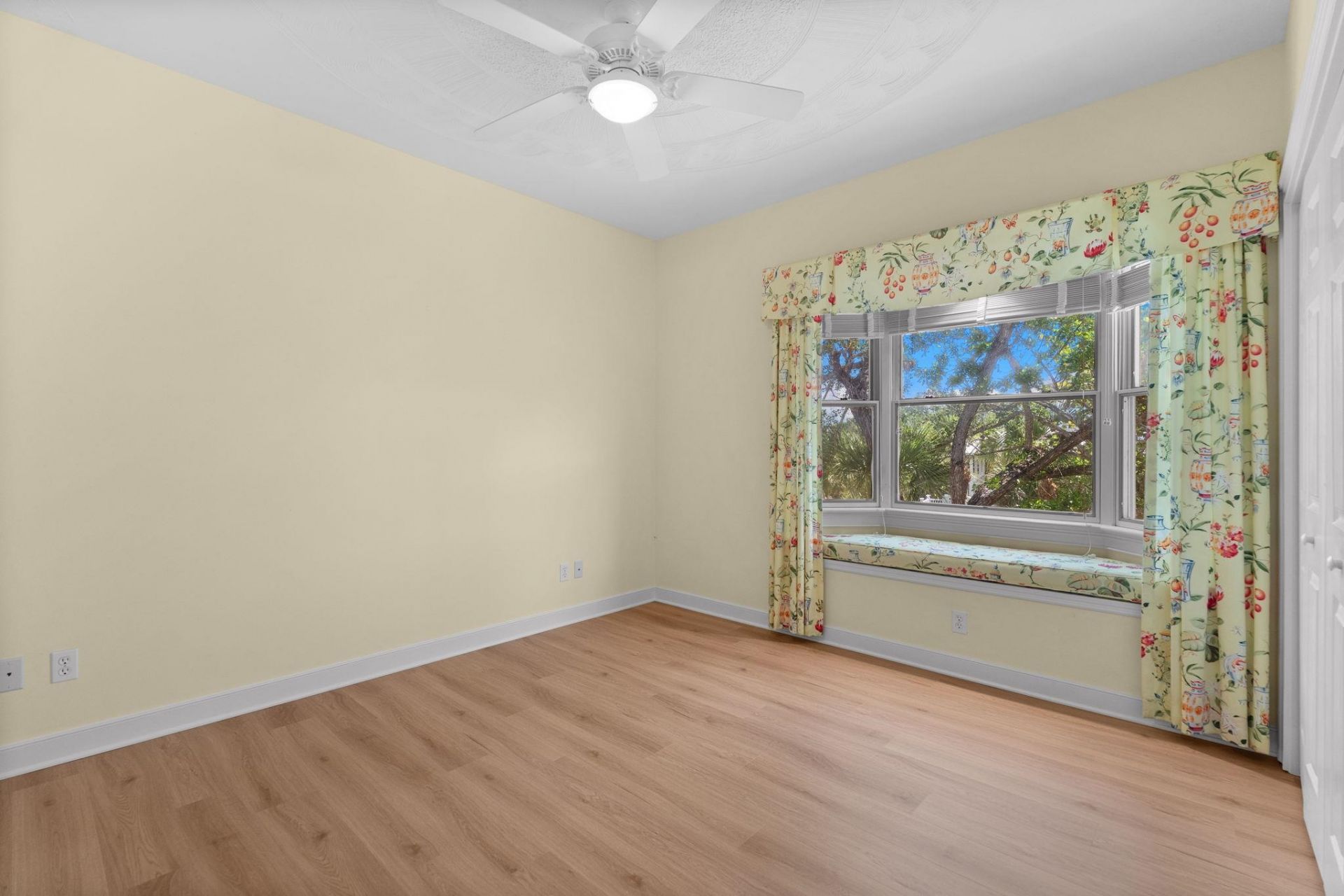 475 Las Tiendas Ln, Sanibel, FL 33957 Photo