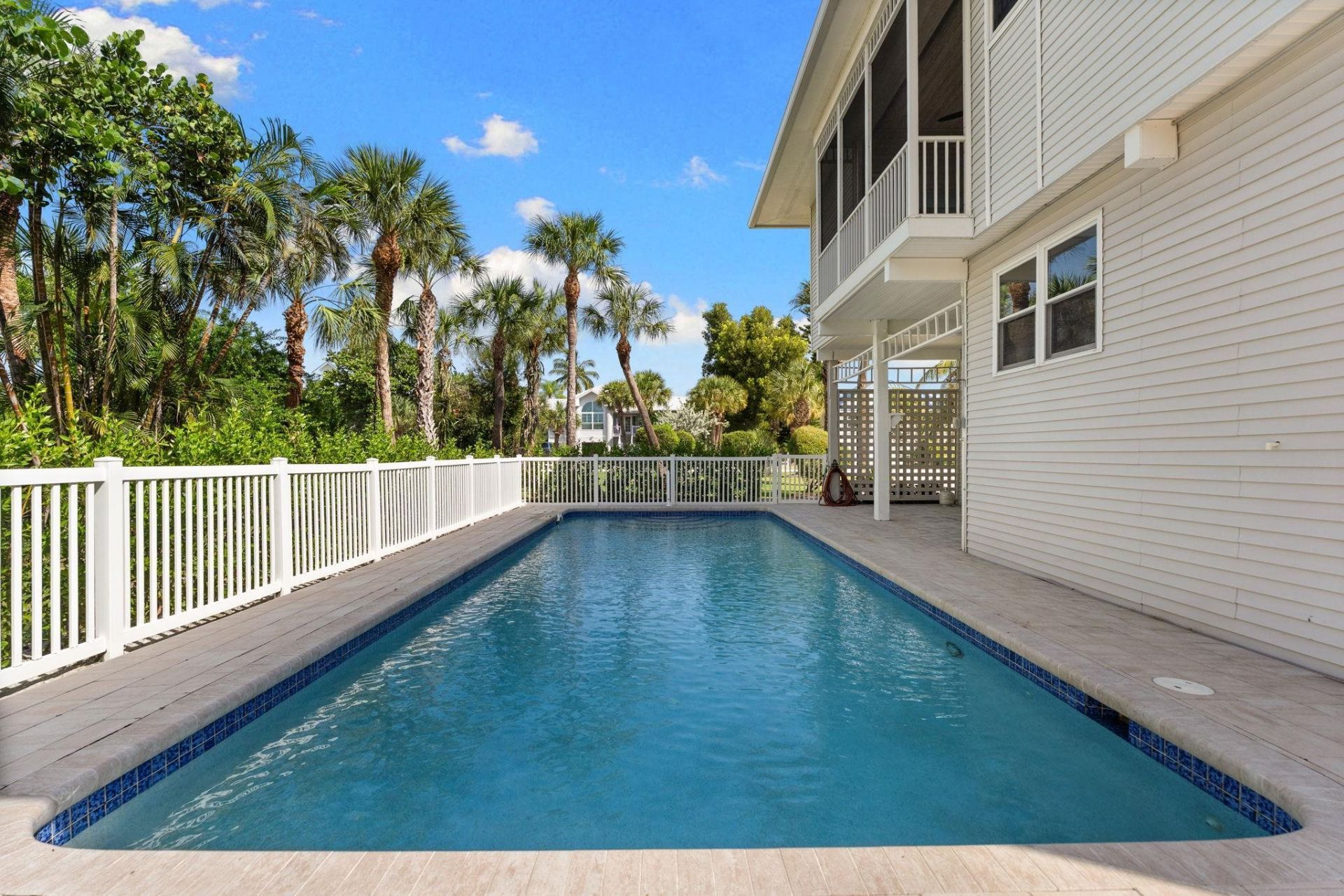 475 Las Tiendas Ln, Sanibel, FL 33957 Photo