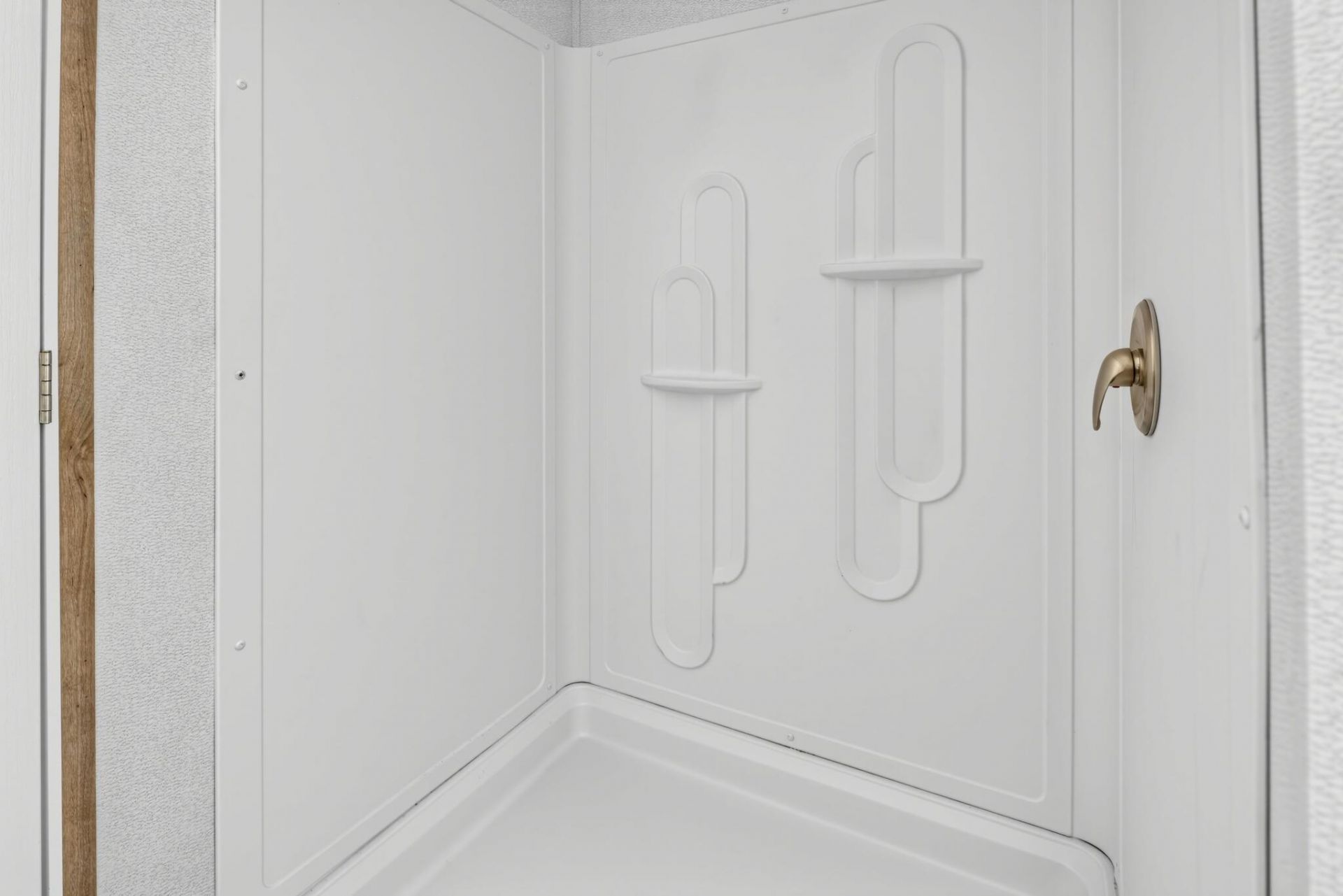 624 2 Church Road Photo 15