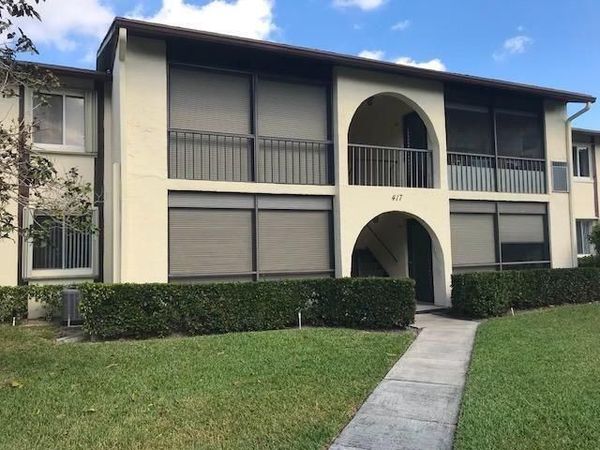 5831 Whispering Pine Way, Unit D-2, Greenacres, FL 33463