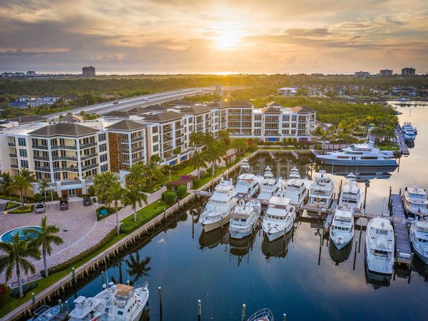 2700 Donald Ross Road, Unit 303, Palm Beach Gardens, FL 33410