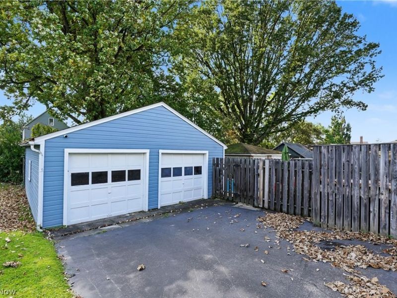 323 E Prospect Street, Girard, OH 44420 Photo 37