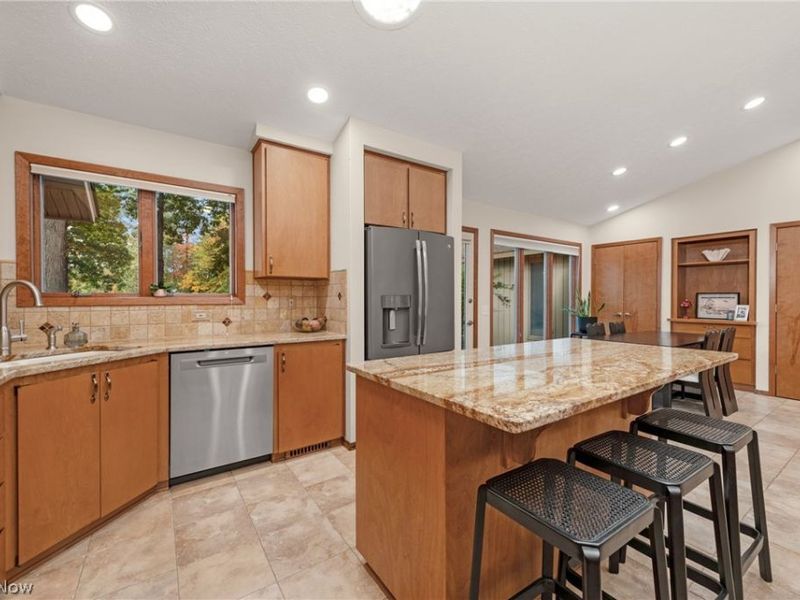 8784 Gatewood Drive, North Ridgeville, OH 44039 Photo 15
