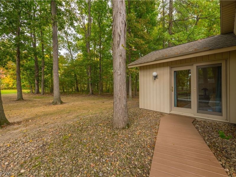 8784 Gatewood Drive, North Ridgeville, OH 44039 Photo 27