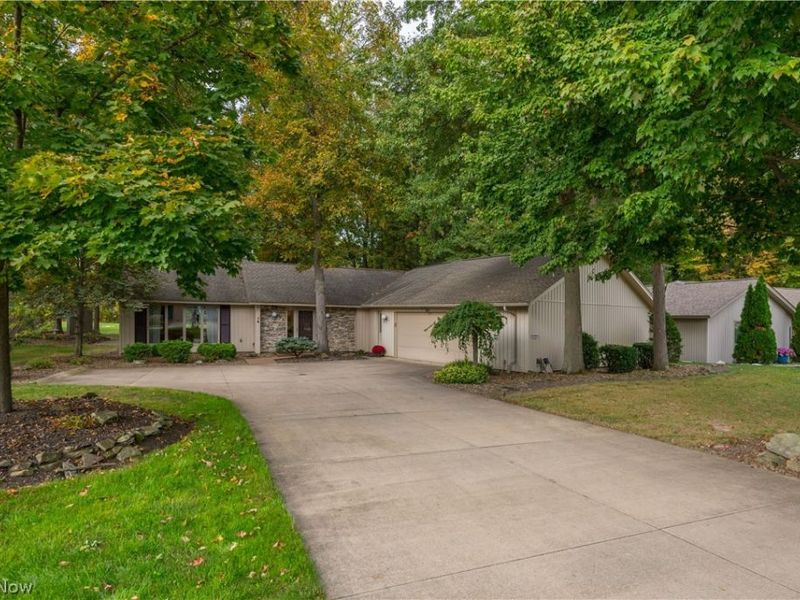 8784 Gatewood Drive, North Ridgeville, OH 44039 Photo 41