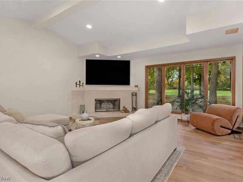 8784 Gatewood Drive, North Ridgeville, OH 44039 Photo 5