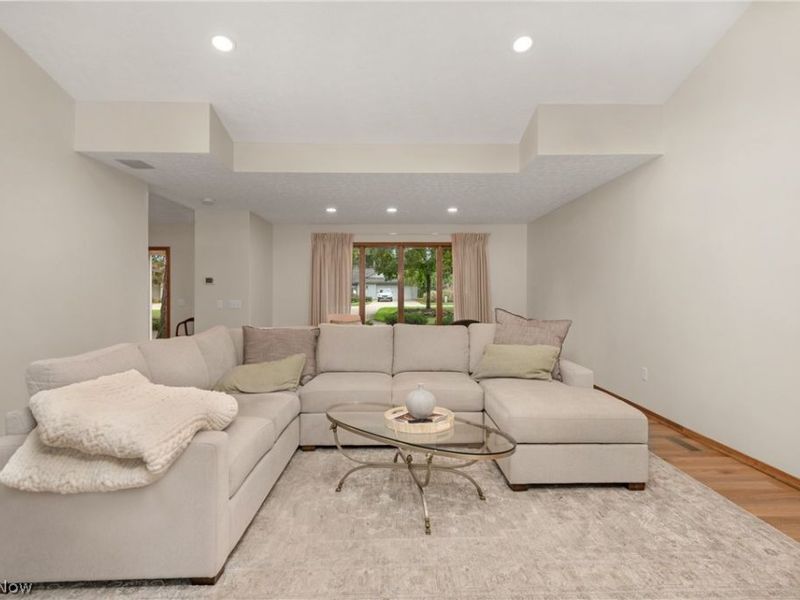 8784 Gatewood Drive, North Ridgeville, OH 44039 Photo 8