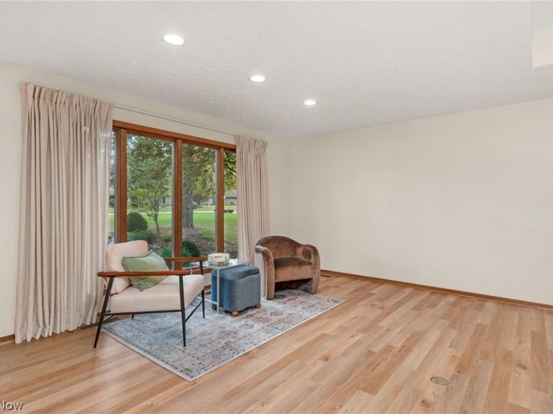 8784 Gatewood Drive, North Ridgeville, OH 44039 Photo 9