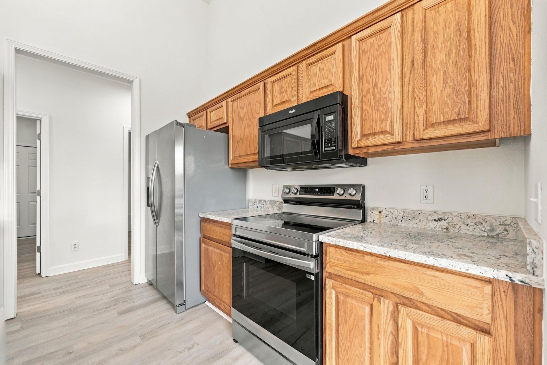 172 Zinnia Dr. Photo 12