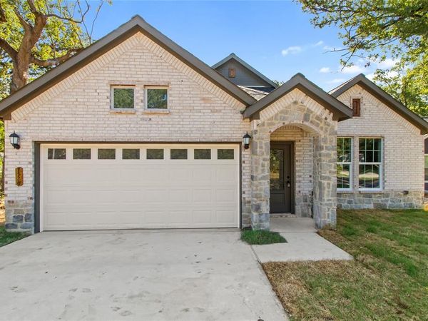 320 Double Bridge Road, Mabank, TX 75156