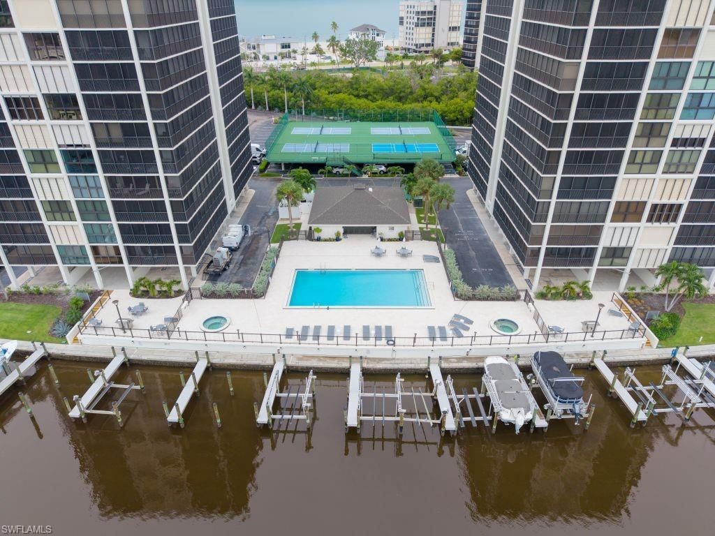 26235 Hickory Blvd, Unit 1A, Bonita Springs, FL 34134 Photo