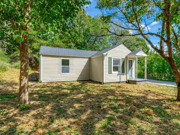 10923 Jenkins Circle, Soddy Daisy, TN 37379