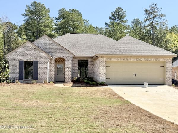 219 Anderson Oaks Drive, Pearl, MS 39208