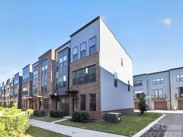 1062 Simcoe Lane, Charlotte, NC 28217