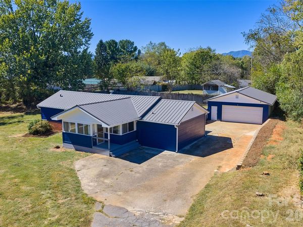 181 Moody Avenue, Candler, NC 28715