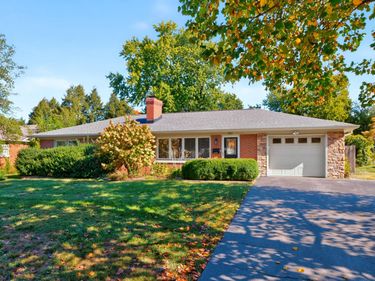 351 Greenbriar Road, Lexington, KY 40503