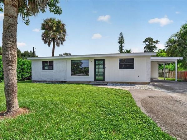 1363 Brookside DR , NAPLES, FL 34104