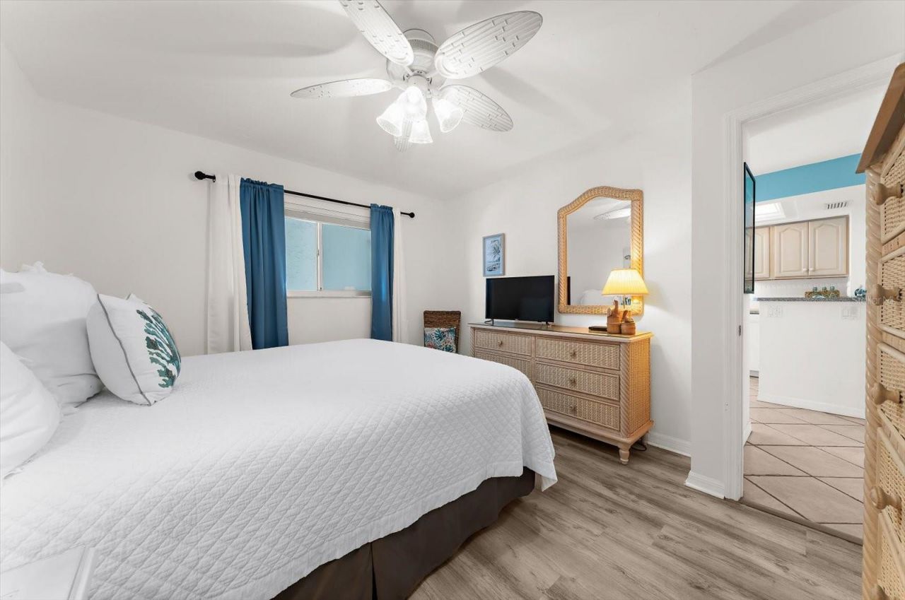 8911 Midnight Pass Road, Unit 511, Sarasota, FL 34242 Photo