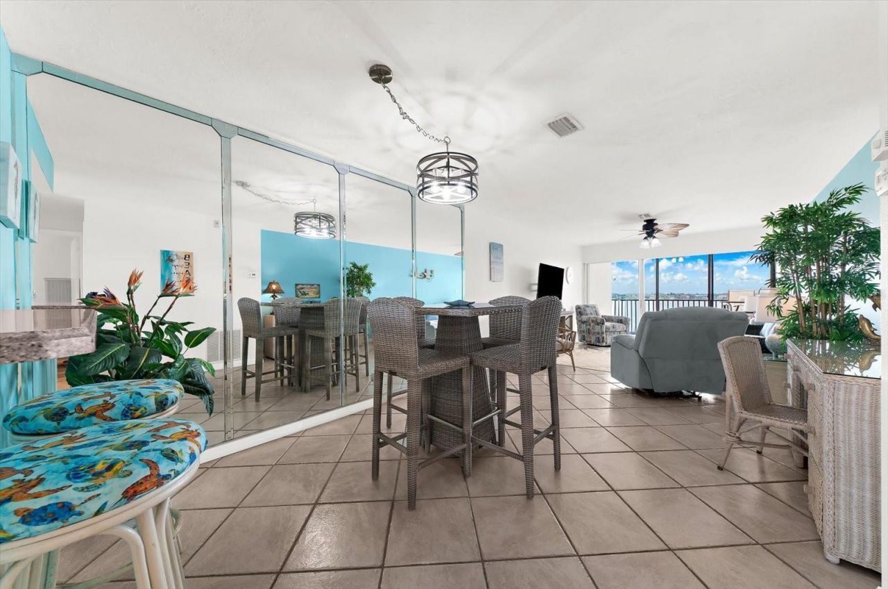 8911 Midnight Pass Road, Unit 511, Sarasota, FL 34242 Photo