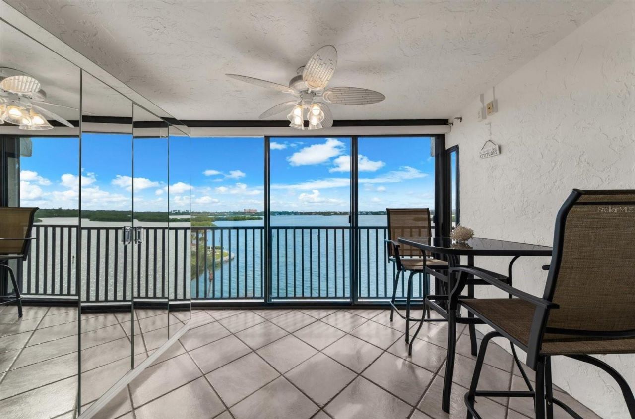 8911 Midnight Pass Road, Unit 511, Sarasota, FL 34242 Photo