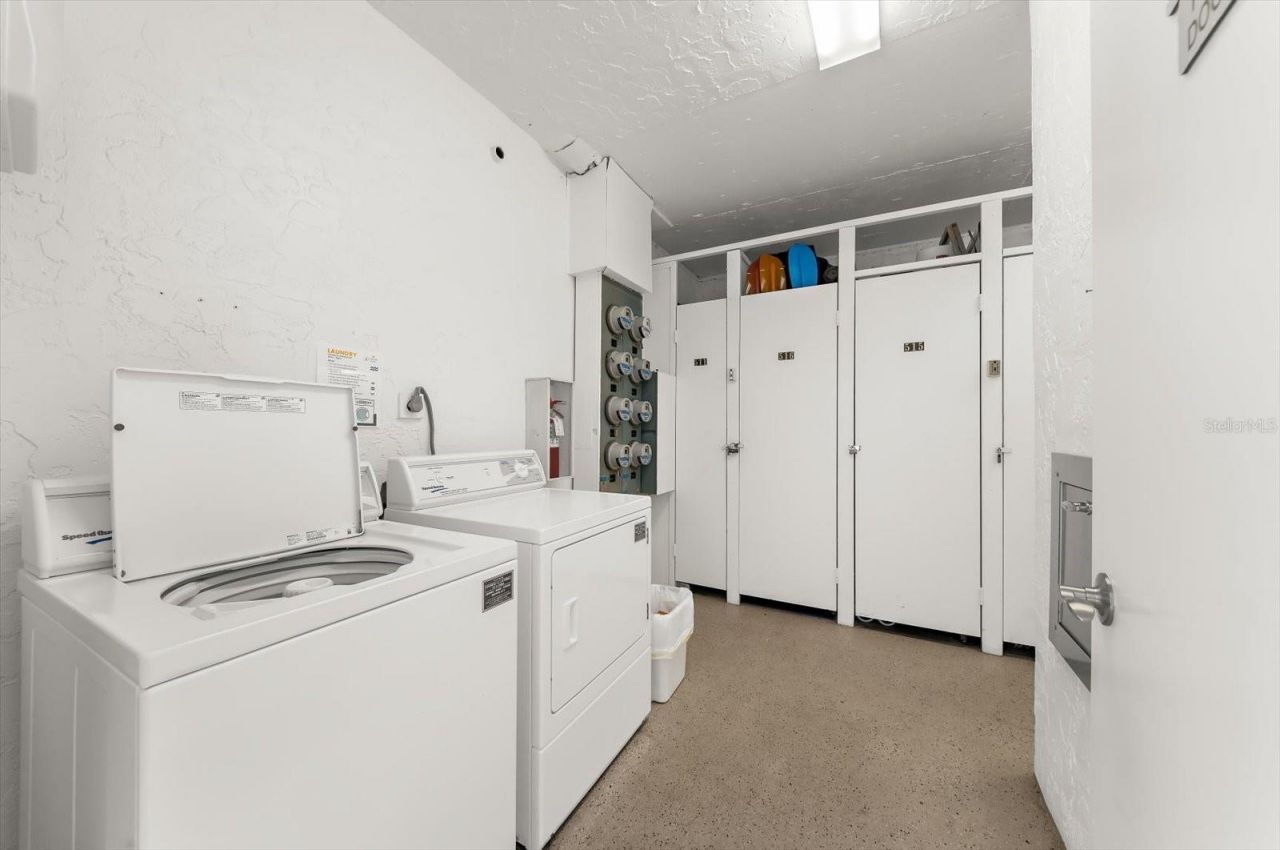 8911 Midnight Pass Road, Unit 511, Sarasota, FL 34242 Photo