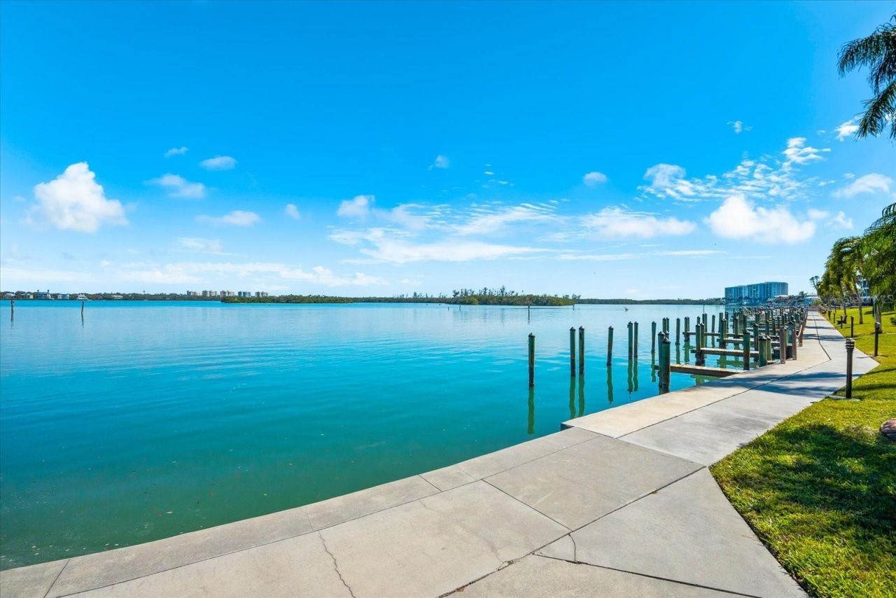 8911 Midnight Pass Road, Unit 511, Sarasota, FL 34242 Photo