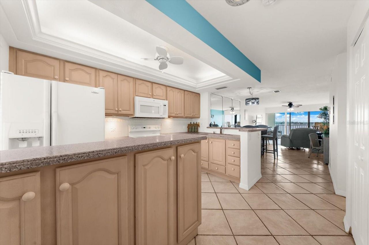 8911 Midnight Pass Road, Unit 511, Sarasota, FL 34242 Photo