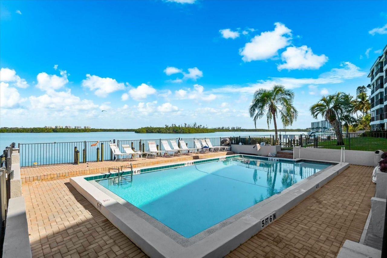 8911 Midnight Pass Road, Unit 511, Sarasota, FL 34242 Photo