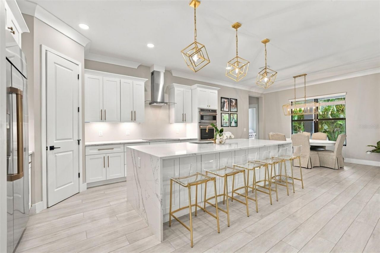 3946 Country View Drive, Sarasota, FL 34233 Photo