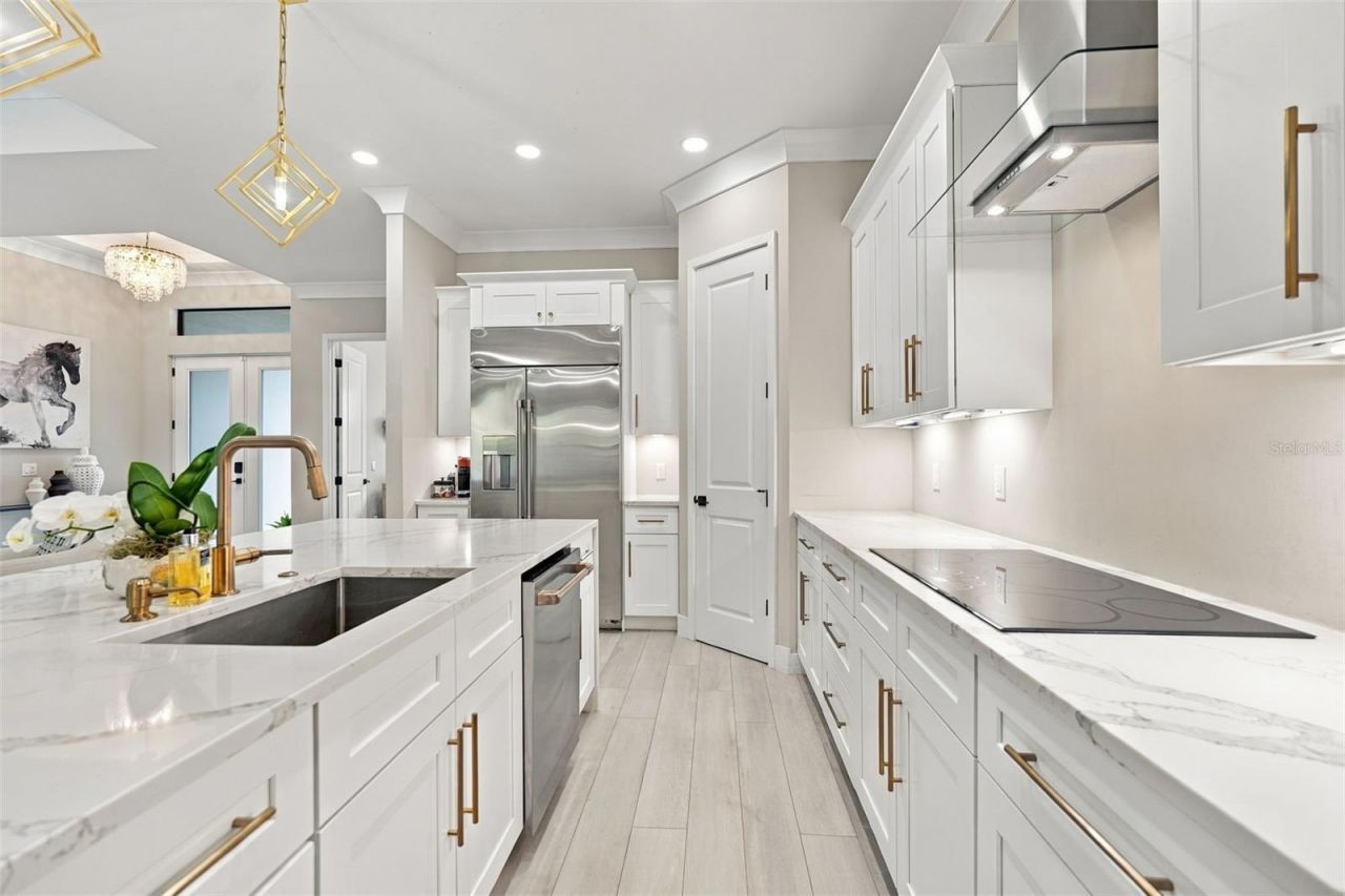 3946 Country View Drive, Sarasota, FL 34233 Photo