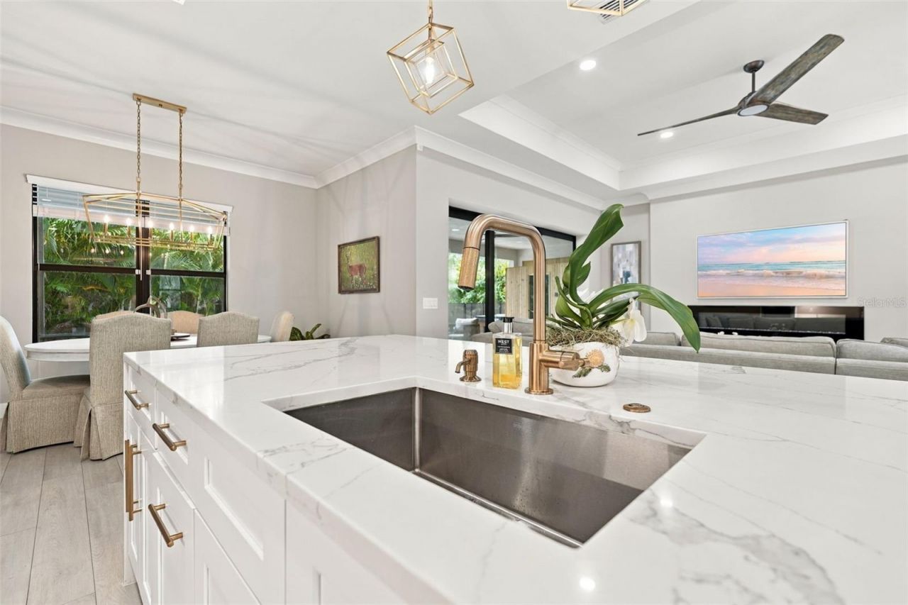 3946 Country View Drive, Sarasota, FL 34233 Photo