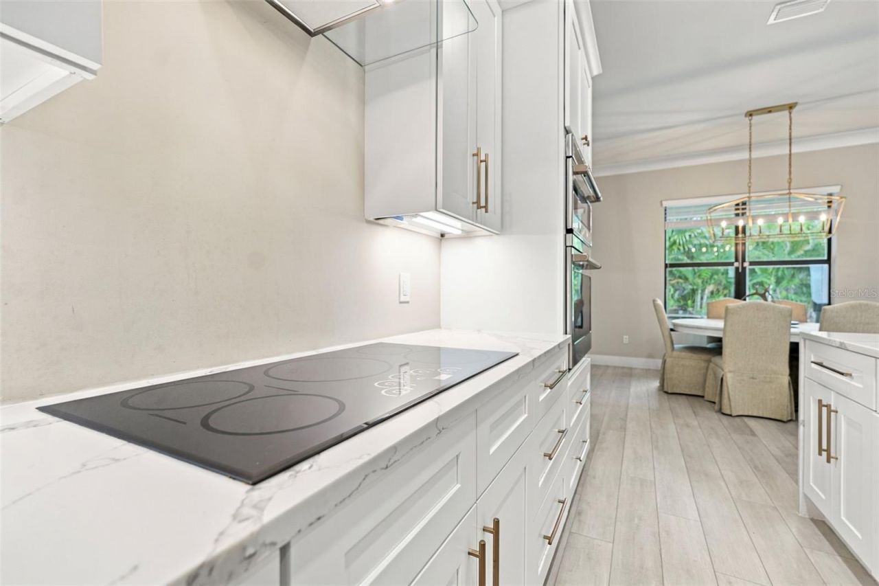 3946 Country View Drive, Sarasota, FL 34233 Photo