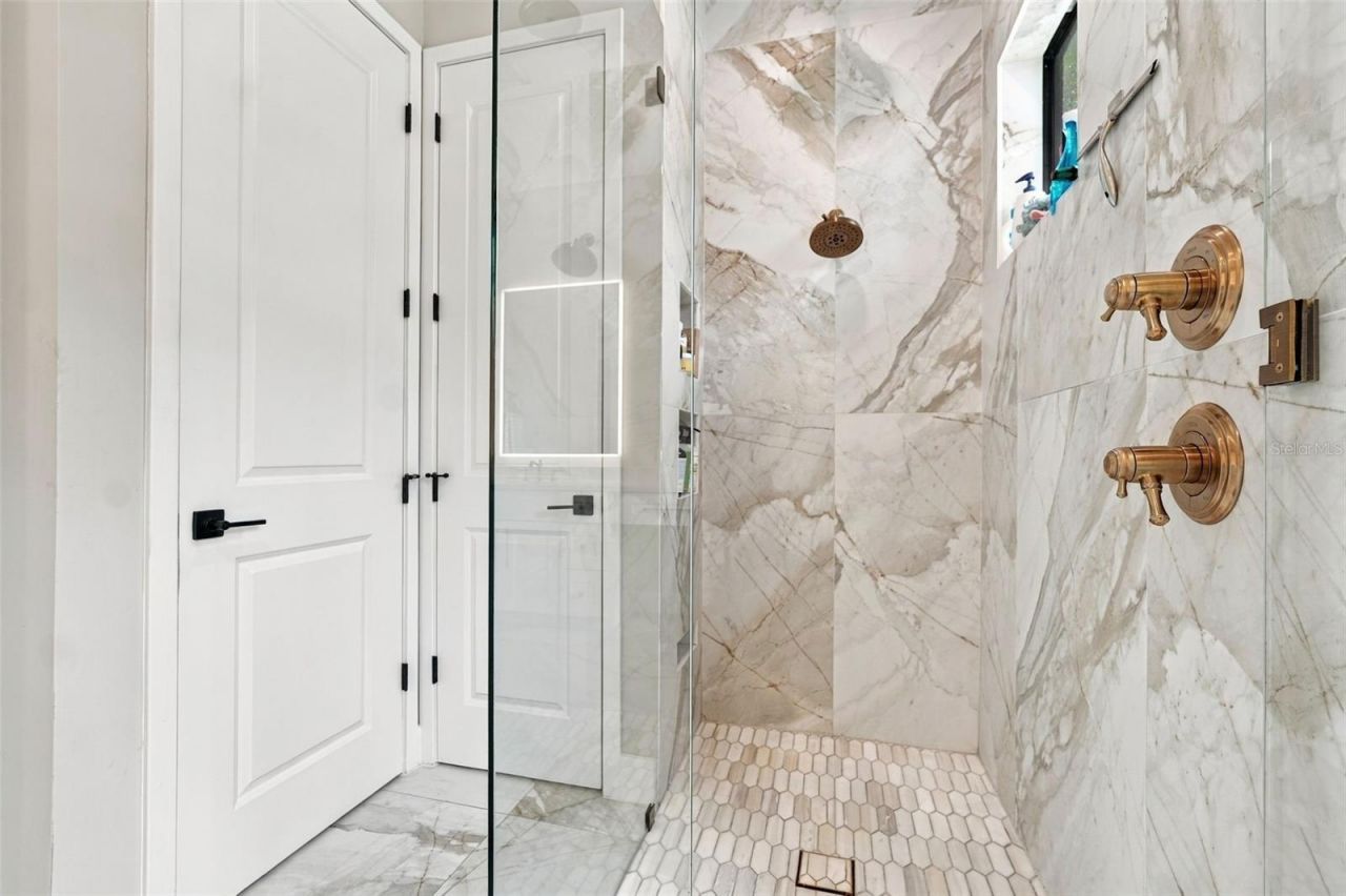 3946 Country View Drive, Sarasota, FL 34233 Photo