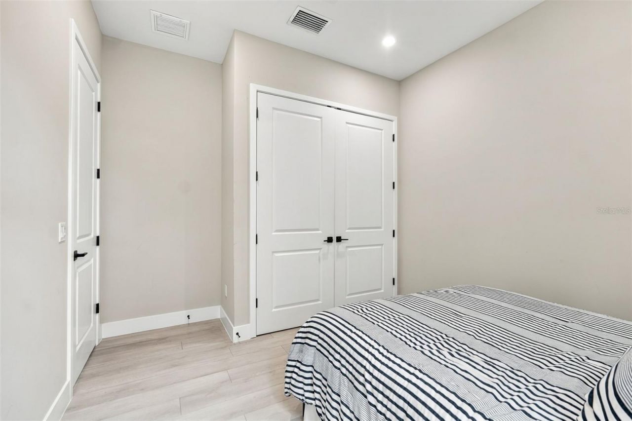 3946 Country View Drive, Sarasota, FL 34233 Photo