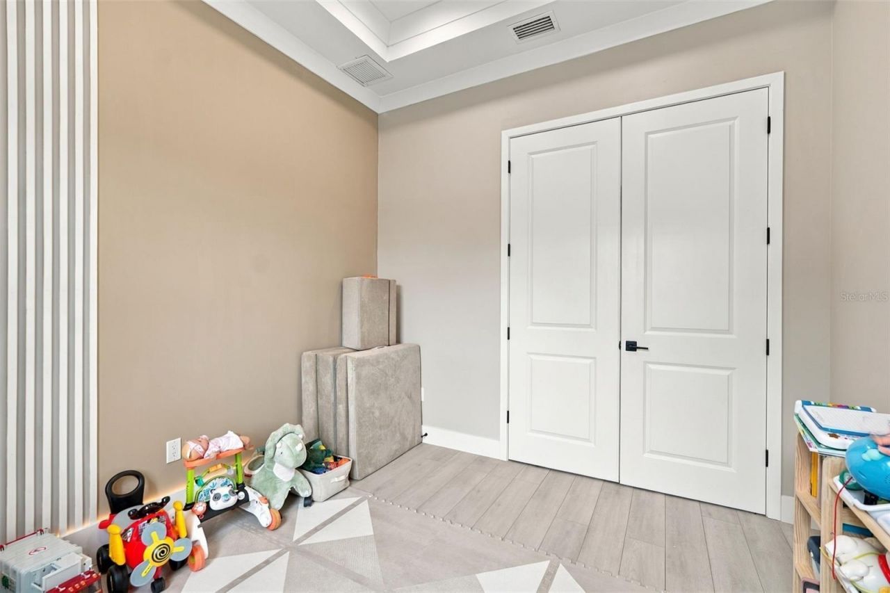 3946 Country View Drive, Sarasota, FL 34233 Photo